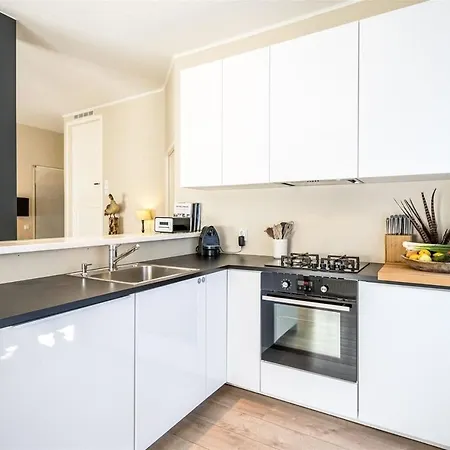 Very Nice Ground Floor In A Great Location